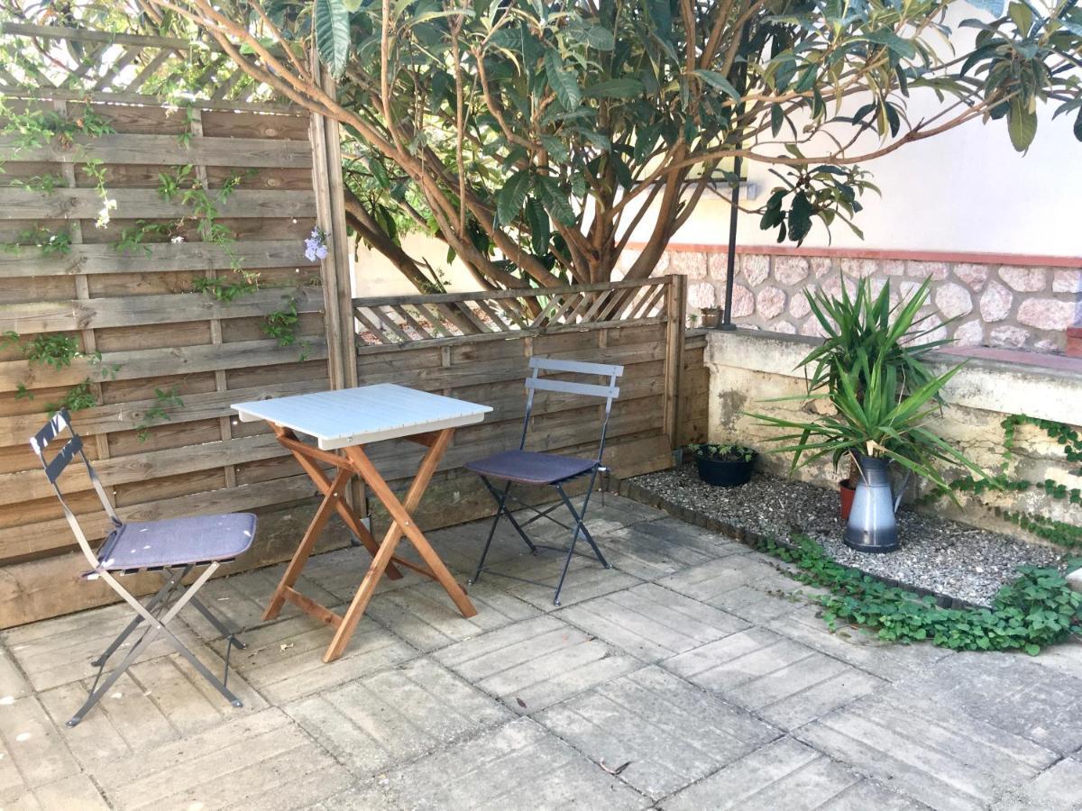 Dans une maison, appartement indépendant et jardin Perpiñán Exterior foto